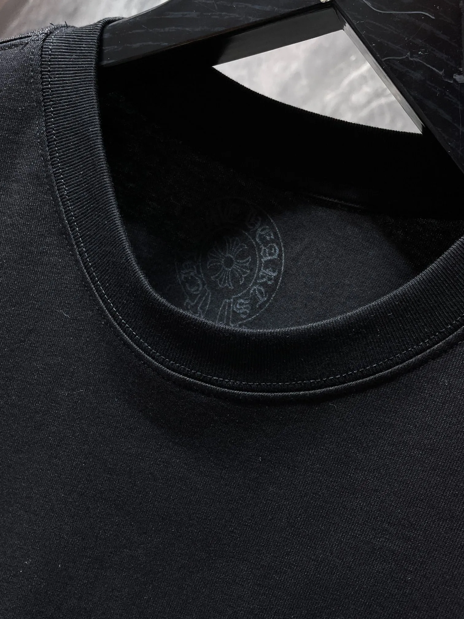 P160 Chrome Hearts🍁Long T series🍁 High-weight, environmentally friendly and high-quality top-quality fabrics Chrome classic scroll letter color cross group flower arm short sleeves Imported environmentally friendly glue printing and dyeing Counter synchronization 1:1 replica version Recommended color: black white Size: S, M, L, XL